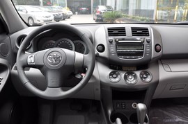 2010款丰田RAV4