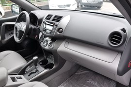 2010款丰田RAV4