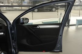 2009款大众高尔夫1.6L手动舒适型实拍