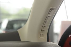 2010款大众速腾1.4TSI手动豪华型实拍