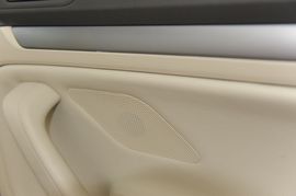 2010款大众速腾1.4TSI手动豪华型实拍