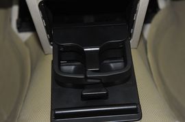 2010款大众速腾1.4TSI手动豪华型实拍