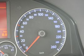 2010款大众速腾1.4TSI手动豪华型实拍