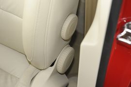 2010款大众速腾1.4TSI手动豪华型实拍