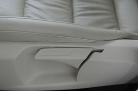 2010款大众速腾1.4TSI手动豪华型实拍
