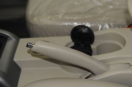 2009款陆风X8