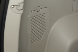 2009款陆风X8