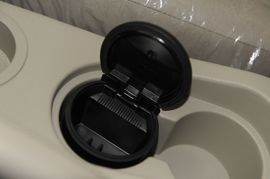 2009款陆风X8