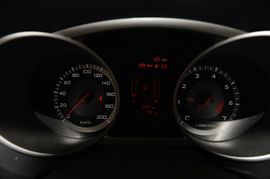 2009款陆风X8