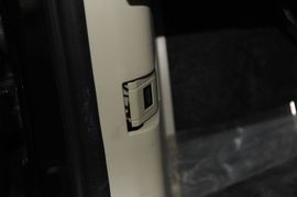 2009款陆风X8