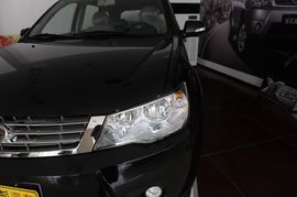 2009款陆风X8