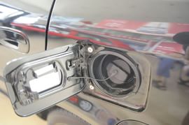 2009款一汽威志三厢1.5L旗舰型实拍