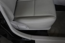 2009款一汽威志三厢1.5L旗舰型实拍