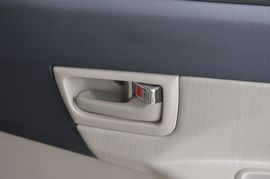 2009款一汽威志三厢1.5L旗舰型实拍