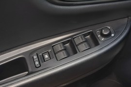 2016款奔腾B50