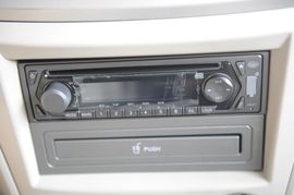 2009款一汽威志三厢1.5L旗舰型实拍