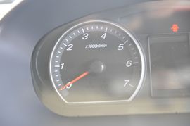 2009款一汽威志三厢1.5L旗舰型实拍