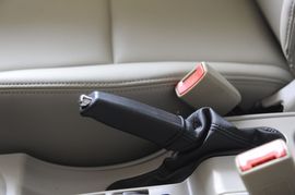 2009款一汽威志三厢1.5L旗舰型实拍