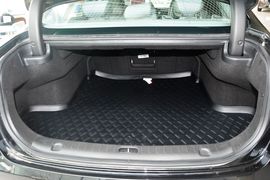 2016款江淮瑞风A60