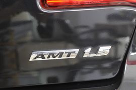 2009款一汽威志三厢1.5L旗舰型实拍