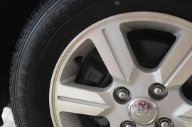 2009款一汽威志三厢1.5L旗舰型实拍