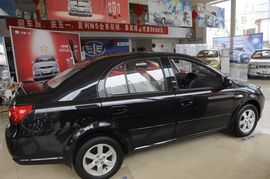 2009款一汽威志三厢1.5L旗舰型实拍