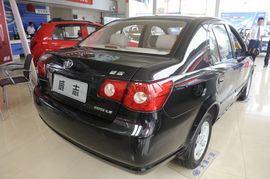 2009款一汽威志三厢1.5L旗舰型实拍