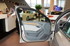 2016款奥迪A4L