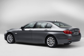 2011款华晨宝马528Li