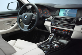 2011款华晨宝马535Li