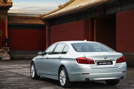 2011款华晨宝马535Li