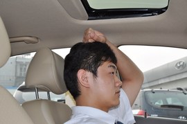 2010款现代瑞纳1.6L