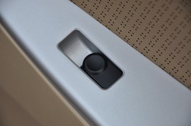 2010款现代瑞纳1.6L