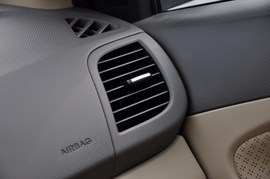2010款现代瑞纳1.6L