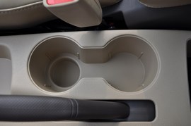 2010款现代瑞纳1.6L