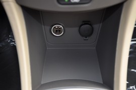 2010款现代瑞纳1.6L