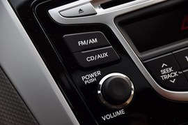 2010款现代瑞纳1.6L