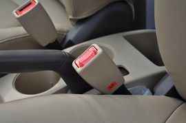 2010款现代瑞纳1.6L