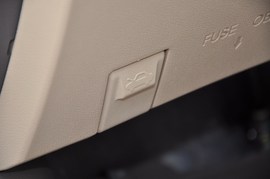 2010款现代瑞纳1.6L