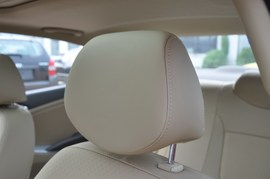 2010款现代瑞纳1.6L