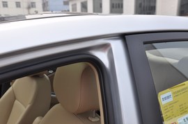 2010款现代瑞纳1.6L