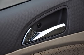 2010款现代瑞纳1.6L