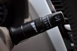 2010款现代瑞纳1.6L