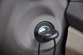 2010款现代瑞纳1.6L