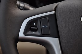 2010款现代瑞纳1.6L