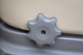 2010款现代瑞纳1.6L