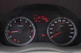 2010款现代瑞纳1.6L