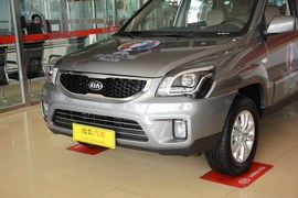 2013款起亚狮跑2.0L