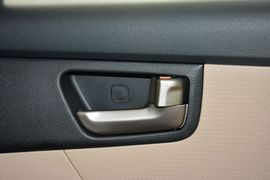 2013款起亚狮跑2.0L