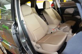 2013款起亚狮跑2.0L